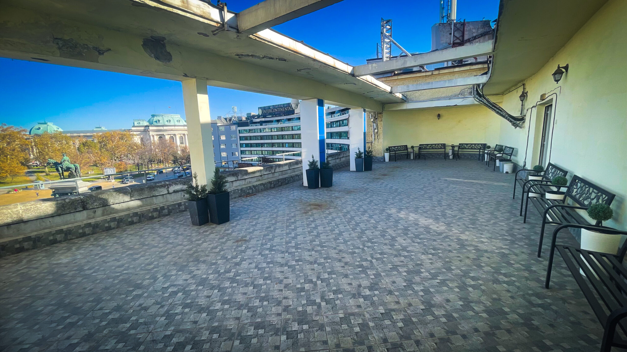 Открита сцена 8-и декември